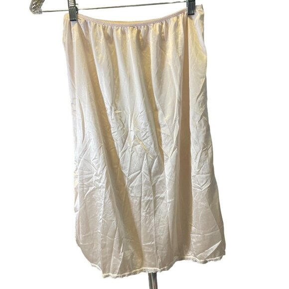 Bali Ivory Long Half Slip Lace Detail Slit at Hem Sz L - Picture 2 of 6